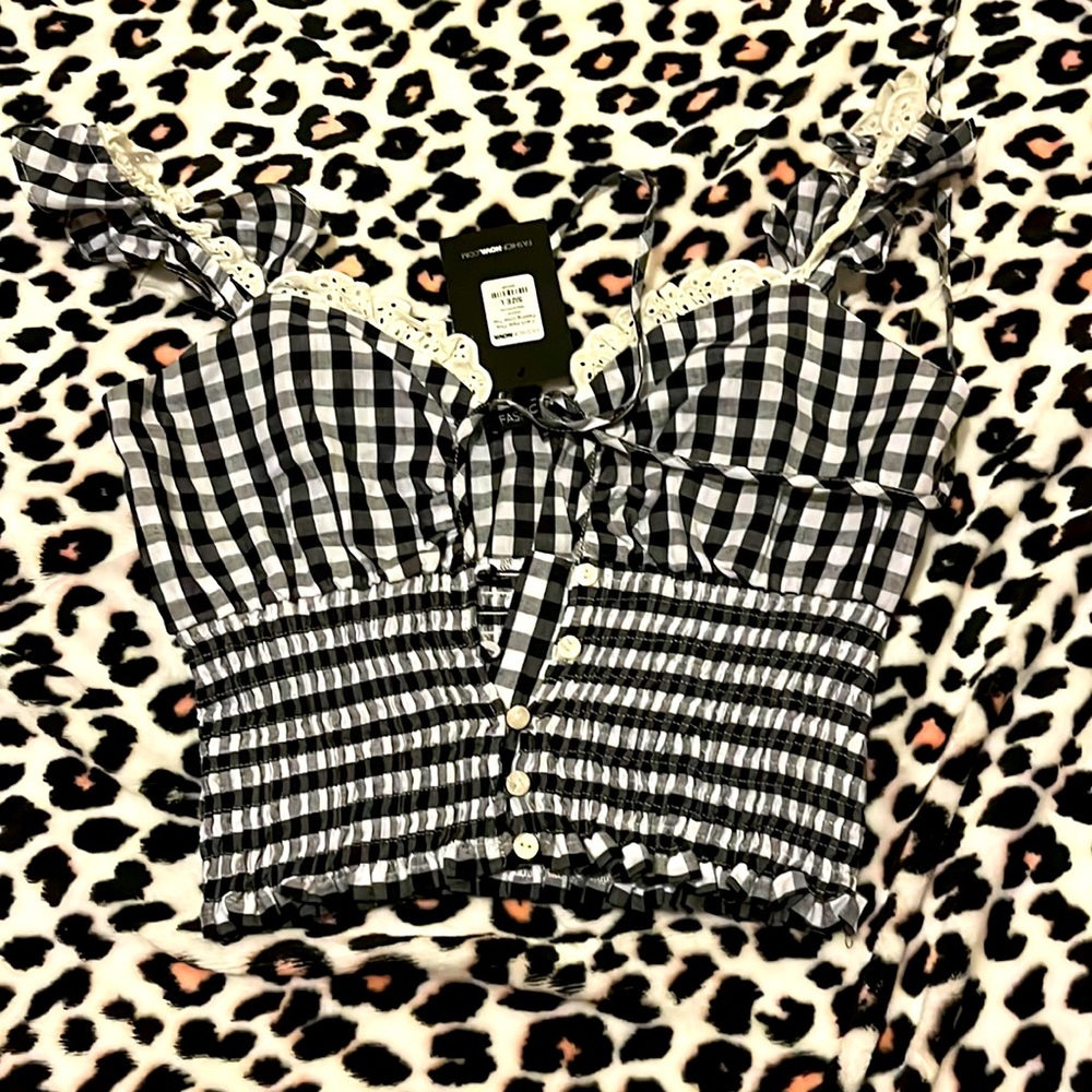 Fashion Nova crop top